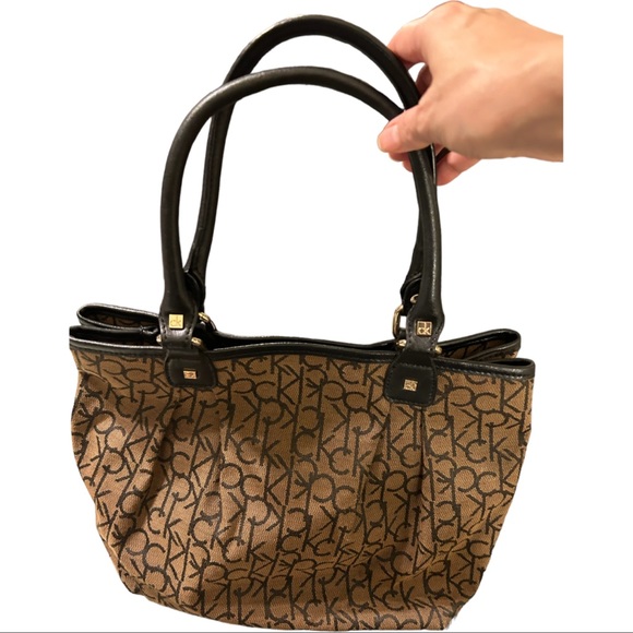 ๐๐ฎ๐น๐๐ถ๐ป ๐๐น๐ฒ๐ถ๐ป ๐ฉ๐ถ๐ป๐๐ฎ๐ด๐ฒ ๐ต๐ฎ๐ป๐ฑ๐ฏ๐ฎ๐ด - Picture 2 of 13